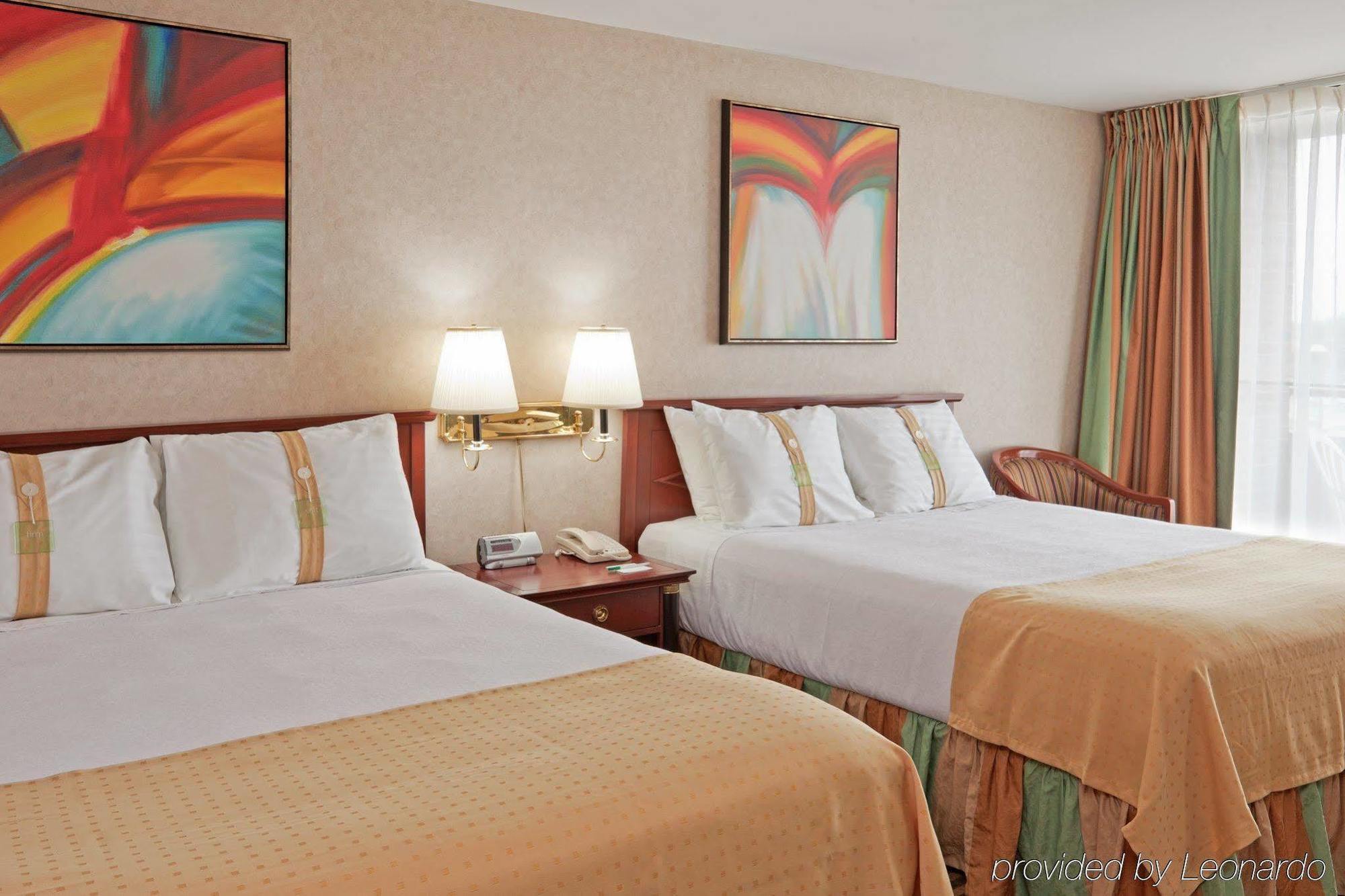 Holiday Inn Niagara Falls-By The Falls By Ihg Экстерьер фото